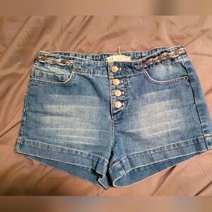Free People Button Fly Short w braided waste band 💙 💜 ❤️ 💛
